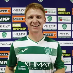 Владислав Камилов признан лучшим игроком матча между «Ахматом» и «Спартаком» в 17‑м туре РПЛ.