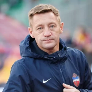 Изменения в "Енисее" за семь лет отсутствия Тихонова в клубе: потеря нескольких ведущих футболистов, работы непочатый край.
