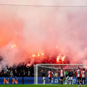 Пожар на стадионе прервал финал Кубка Нидерландов по футболу