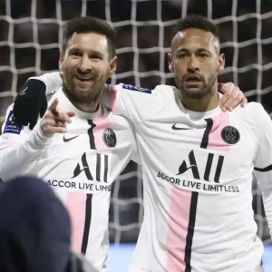 Месси и Неймар — худшие игроки «ПСЖ» в матче с «Баварией» по версии Goal