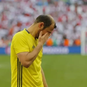 Украинский футболист отреагировал на скандал с флагом «Азова»* на ЧМ в Катаре