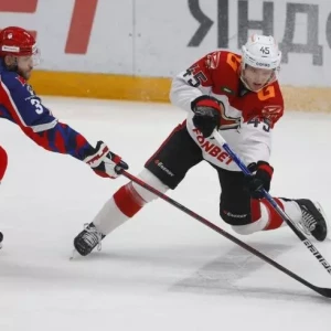 Агентство по хоккею высказало своё мнение о слухах о возможном обмене Пьянова из клуба "Авангард".