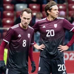 Необычный гол в свои ворота: Латвия забила автогол на 14-й секунде товарищеского матча с Лихтенштейном