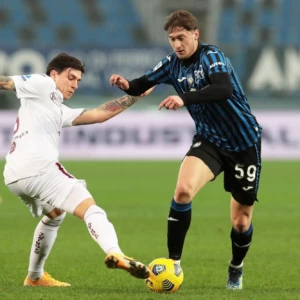 «Аталанта» с Миранчуком упустила преимущество в три мяча в матче с «Торино»