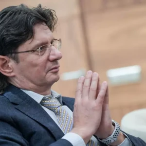 Федун высказался против отставки Абаскаля и поддержал идею активного общения и подсказок