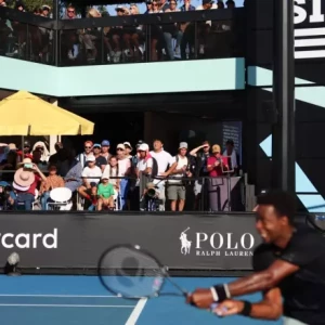 Австралийский Открытый чемпионат: новый "пати-корт" переопределяет способ просмотра тенниса с DJ-сетами и "шумными" болельщиками