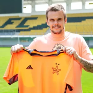 «Шериф» подписал экс-вратаря киевского «Динамо». Он четыре года играл в Саудовской Аравии
