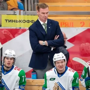 Тренерский рейтинг КХЛ: Козлов возглавляет, Заварухин столкнулся с первым кризисом в «Тракторе»