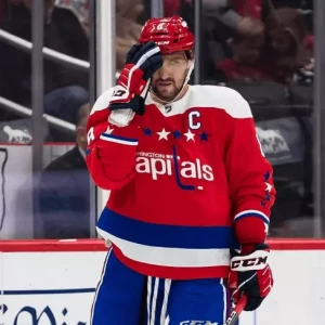 Овечкин вошел в список десяти самых переоцененных игроков НХЛ по мнению хоккеистов лиги.