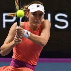 Александрова проиграла Викмайер в 1/8 турнира в Сеуле