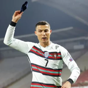 Незасчитанный гол Криштиану Роналду в матче квалификации ЧМ-2022 Сербия – Португалия повлиял на прямую путевку в Катар