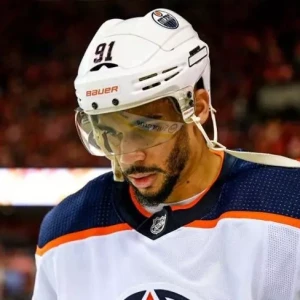 Хоккеист из "Эдмонтона" Кейн сыграл прошлый сезон с многочисленными травмами