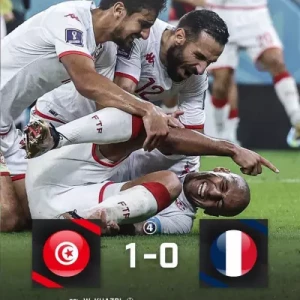 Франция проиграла Тунису, гол Гризманна ошибочно не засчитали