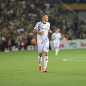Дзюба забил гол в дебютном матче за «Адана Демирспор»