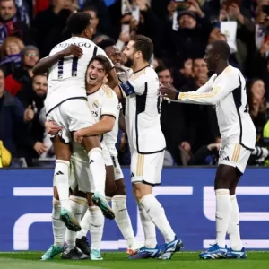 «Реал Мадрид» обеспечил себе место в плей-офф Лиги чемпионов, одержав убедительную победу над «Брагой».