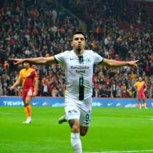 Керимов: Шапи вошел в историю чемпионата Турции – после его гола из «Галатасарая» уволили Фатиха Терима