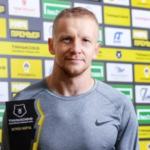 Агент: Смольников может завершить карьеру после ухода из «Локомотива»? Не хочу обсуждать такие темы от его лица