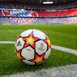 «Бавария» — «Вильярреал»: стартовые составы команд на ответный четвертьфинальный матч ЛЧ