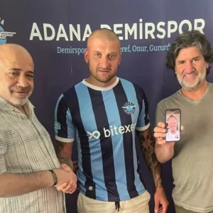 Ракицкий официально стал игроком турецкого «Адана Демирспор»