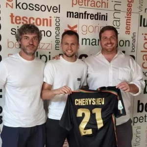 Черышев дебютировал за «Венецию» в матче со «СПАЛом»