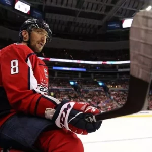 Овечкин уменьшил разрыв с Фёдоровым в списке лучших ассистентов в истории НХЛ