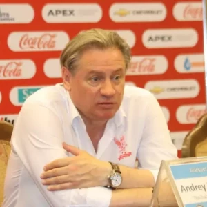 Канчельскис посоветовал Салиховой заканчивать с футболом