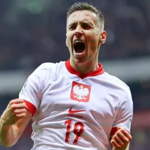 Полуфиналы раунда плей-офф Евро-2024: Польша разгромляет Эстонию, а Украина проводит поздний перелом в матче с Боснией