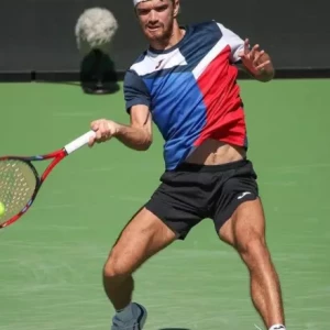 Томаш Махач обыгрывает 5-го номера Андрея Рублева на турнире Miami Open.