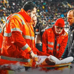Футболист Ла Лиги может лишиться возможности ходить из-за карьероугрожающей травмы в 27 лет.