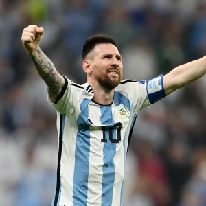 Четыре футболиста в истории, забивавших в каждом раунде плей-офф Чемпионатов мира