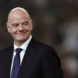 Иллюзия демократии и миллиарды долларов: Как на самом деле устроены выборы президента ФИФА