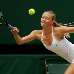 Формула «Ледяной королевы»: Как Мария Шарапова превратила теннис в глобальную бизнес-империю