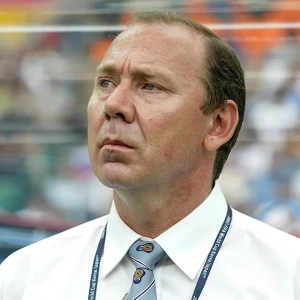 5 тренеров, изменивших российский футбол: от Романцева до Семака