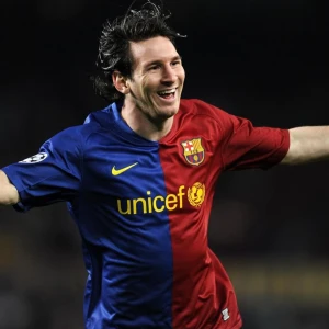 Топ-7 сезонов Лионеля Месси: Эволюция инопланетянина от «Барселоны» до Катара