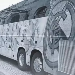 Автобус команды "Реал Мадрид" попал в аварию по пути к "РБ Лейпцигу"