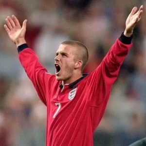 Англия и Германия последний раз встречались на Евро 21 год назад. Как сложилась судьба героев того легендарного матча?