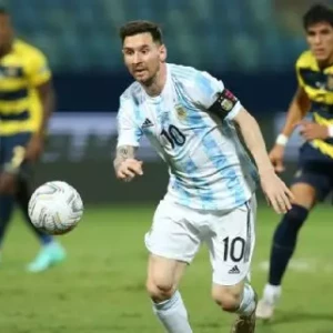 Лионель Месси отправляет Аргентину в полуфинал Кубка Америки, а Колумбия обыгрывает Уругвай