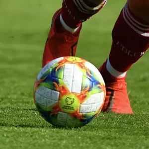 Отборочные матчи к Чемпионату Мира. КОНМЕБОЛ. Уругвай одолел парагвайцев. Чилийцы судя по всему остаются без второго ЧМ к ряду.