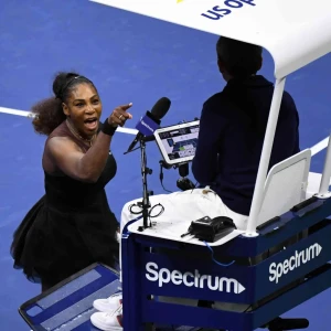 «Вы вор и лжец!»: Хроника самого грязного скандала в карьере Серены Уильямс