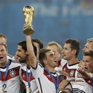 Идеальная симметрия величия: Как Германия собрала 4 золота, 4 серебра и 4 бронзы на Чемпионатах мира