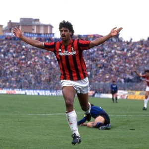 10 величайших опорных полузащитников, изменивших футбол навсегда