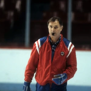 Цена золотых медалей: 4 «греха» Виктора Тихонова, которые навсегда изменили советский хоккей