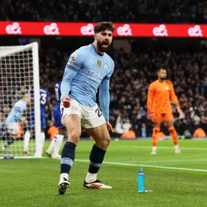 15 лучших защитников мира 2026