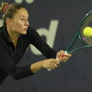 Marta Kostyuk обыгрывает первую сеяную Джессику Пегулу в Сан-Диего: обзор WTA.
