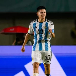 Перспективный аргентинский талант показывает, чего он может достичь в "Этихаде" Манчестер Сити