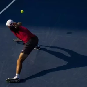 Почему у Якоба Менсика нет ничего, что можно потерять против Хуберта Хуркача на Australian Open