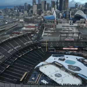 Где будет проводиться Зимний классический матч в 2024 году? Место, город, стадион для игры на открытом воздухе между "Голден Найтс" и "Кракеном".
