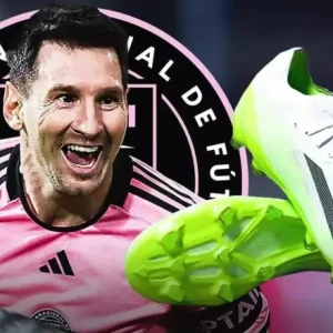 Лидер "Интер Майами" Лионель Месси представил новые кроссовки Adidas перед сезоном MLS 2024.