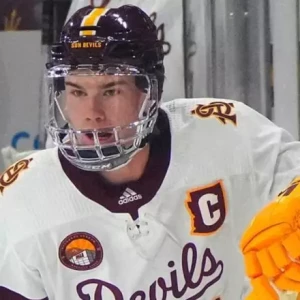 Сын долгосрочного капитана "Койотов" вызван на дебютный матч в НХЛ