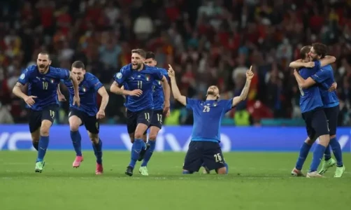 Сборная Италии вырывает победу у Испании в серии пенальти!!! Первый финалист ЕВРО известен!!!